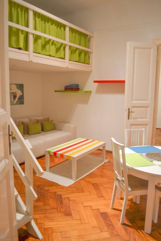 Jokai Apartment Budapest Phòng bức ảnh